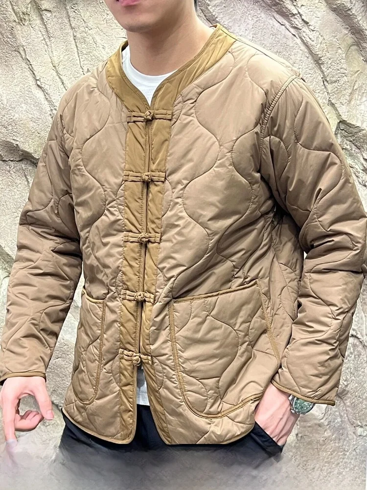 Warmth Style Youth Cotton Jacket Button Design Collarless Quilted Interlining Outerwear for Couples Autumn Winter Casual Wear
Warmth Style Youth Cotton Jacket Button Design Collarless Quilted Interlining Outerwear for Couples Autumn Winter Casual Wear