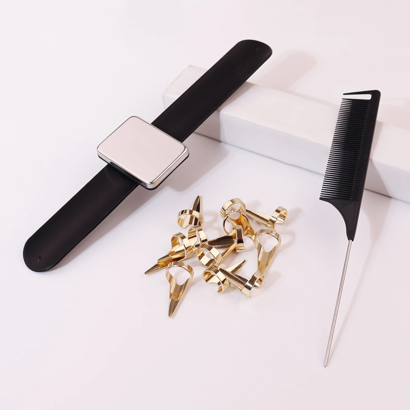 Distribution tool 14pcs, nail finger steel comb tip styling comb hair weaving and curling extension,Special for real hair wigs
Distribution tool 14pcs, nail finger steel comb tip styling comb hair weaving and curling extension,Special for real hair wigs