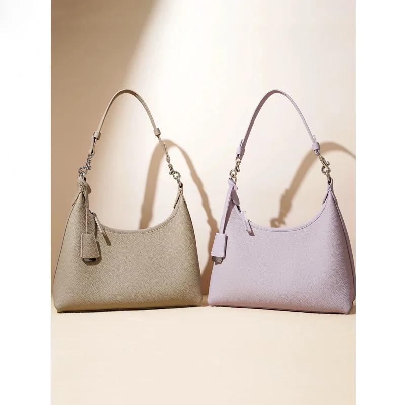 2025 Spring Design Shoulder Bag Temperament Advanced Simple Layer Leather Women's Bag Crossbody Designer Luxury Bag
2025 Spring Design Shoulder Bag Temperament Advanced Simple Layer Leather Women's Bag Crossbody Designer Luxury Bag
