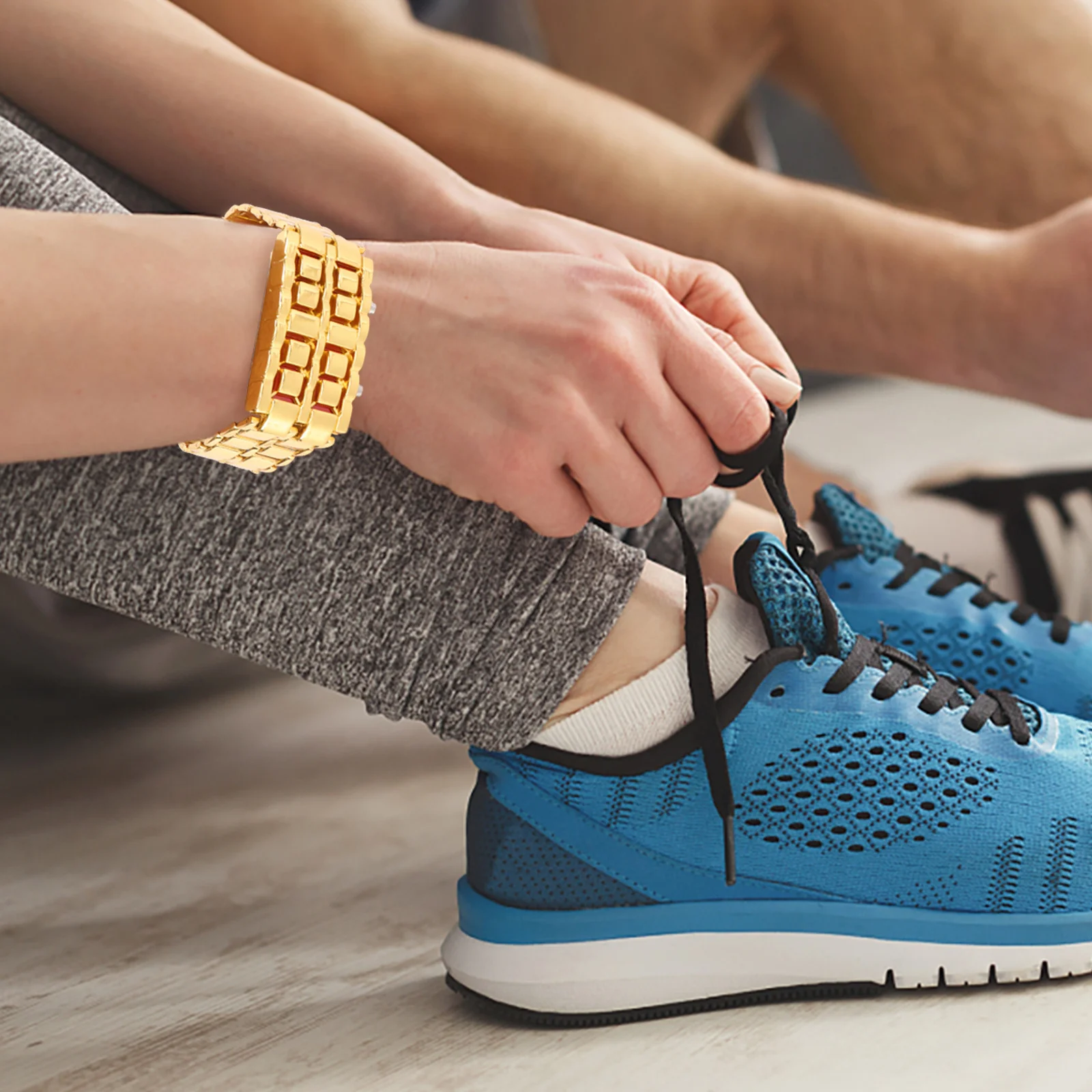 Ladies Digital Wrist Watch Golden Stainless Steel Bracelet Red LED Time Date Display Comfortable Stainless Steel LED Watch
Ladies Digital Wrist Watch Golden Stainless Steel Bracelet Red LED Time Date Display Comfortable Stainless Steel LED Watch