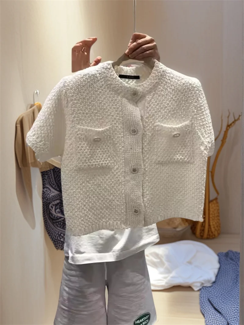 Korean Small Fragrance Button Short Sleeve Knitted Tops 2025 Spring Summer New Open Cardigan Women's Clothing
Korean Small Fragrance Button Short Sleeve Knitted Tops 2025 Spring Summer New Open Cardigan Women's Clothing