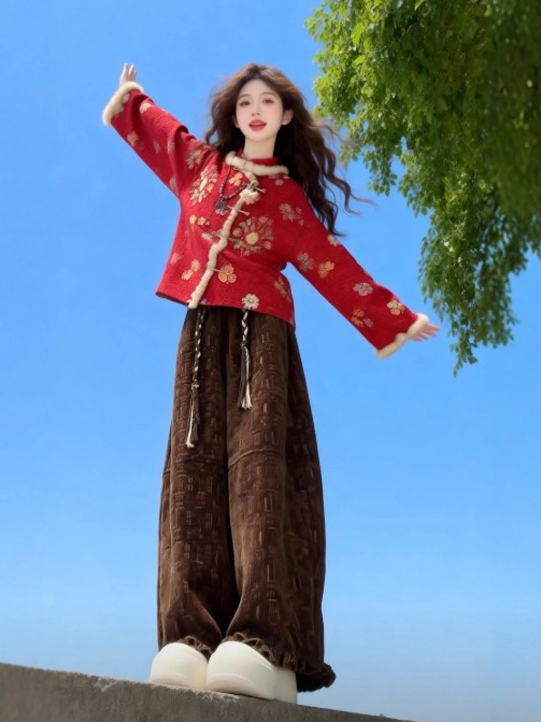 Red Vintage Unique Wide Leg Pants Top Set New Year Faion Spring Collection Comfortable Warm Polyester Cotton Blend
Red Vintage Unique Wide Leg Pants Top Set New Year Faion Spring Collection Comfortable Warm Polyester Cotton Blend