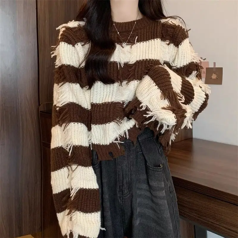MiiiiX Korean Casual Style Striped Pullovers Women's 2024 Autumn Loose Frayed Design Spliced Knitted Sweater Female Clothes
MiiiiX Korean Casual Style Striped Pullovers Women's 2024 Autumn Loose Frayed Design Spliced Knitted Sweater Female Clothes