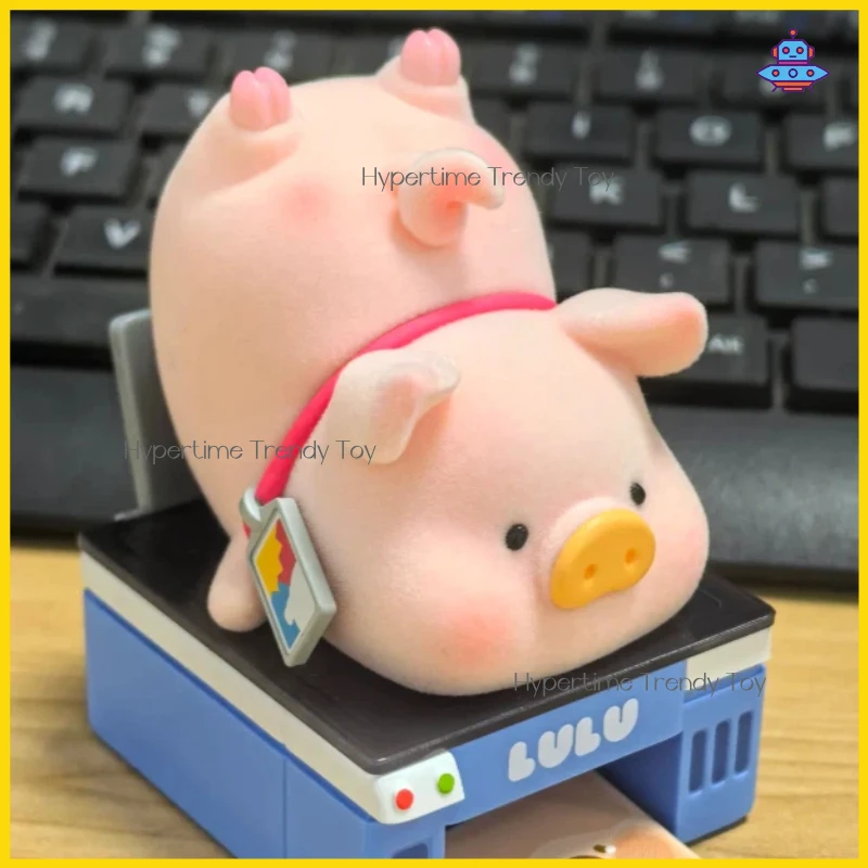 New Genuine TOYZEROPLUS Lulupig Workplace Troubles Serise Blind Box Flocked Doll Cute Desktop Decoration Mystery Box Gifts
New Genuine TOYZEROPLUS Lulupig Workplace Troubles Serise Blind Box Flocked Doll Cute Desktop Decoration Mystery Box Gifts