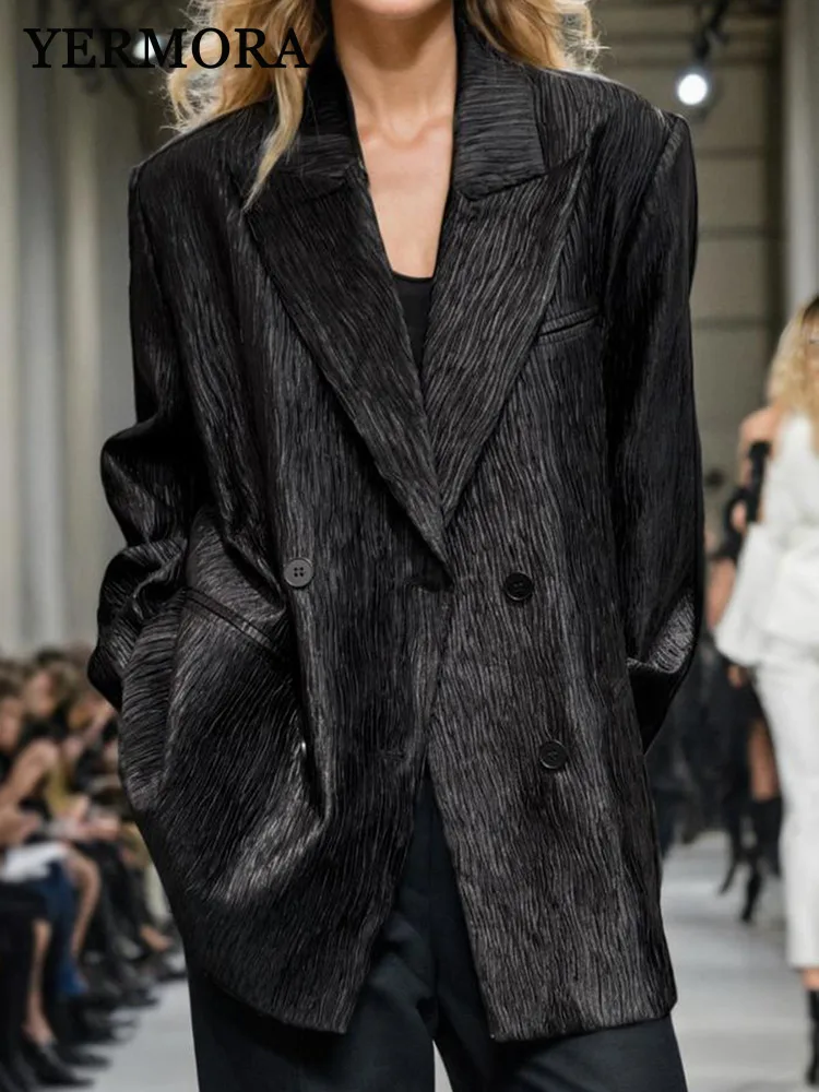 YERMORA Black Texture Fashion Pockets Casual Blazer For Women Lapel Long Sleeve Loose New Jacket Tide Spring Autumn 2025 A1041
YERMORA Black Texture Fashion Pockets Casual Blazer For Women Lapel Long Sleeve Loose New Jacket Tide Spring Autumn 2025 A1041