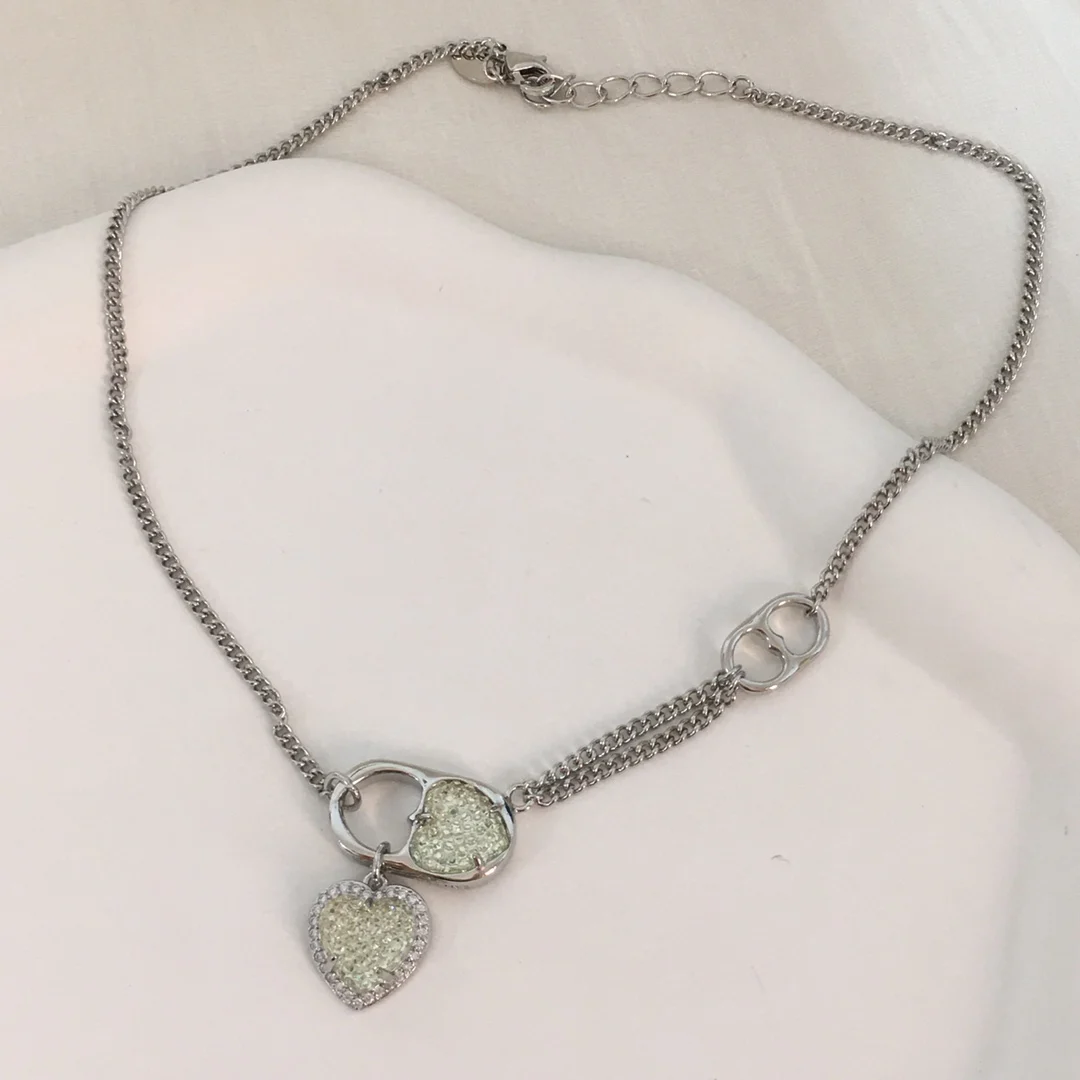 24 new two-way love necklace bracelet female high-grade sense temperament light luxury
24 new two-way love necklace bracelet female high-grade sense temperament light luxury