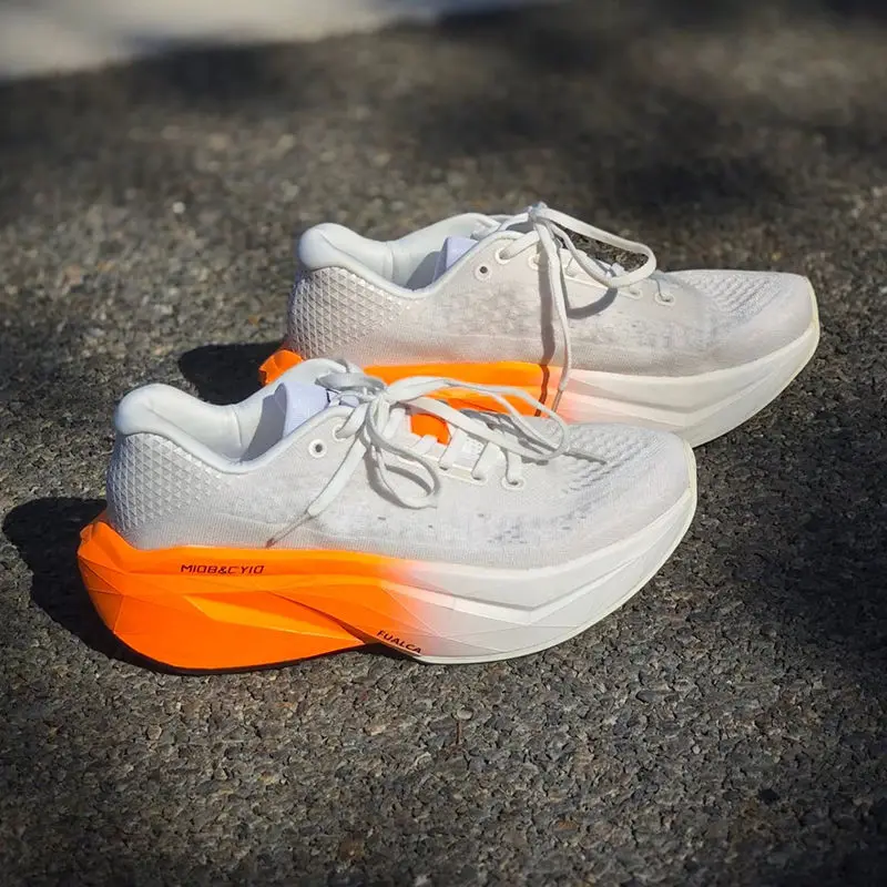 Men's Running Shoes Lightweight Breathable Sneakers Comfortable Casual Sports Men's Shoes Non-slip Shock-absorbing Sneakers
Men's Running Shoes Lightweight Breathable Sneakers Comfortable Casual Sports Men's Shoes Non-slip Shock-absorbing Sneakers
