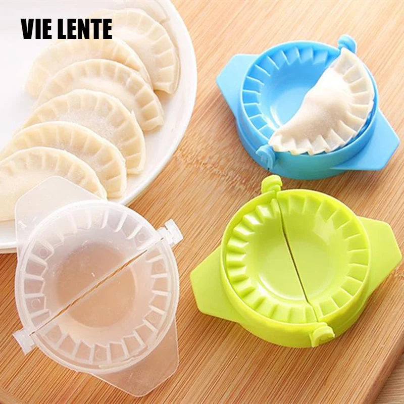 Chinese Dumpling Mold Kitchen Tool Dumpling Machine Dumpling Clip Handmade Dumpling Mold Household Kitchen Gadget Necessities
Chinese Dumpling Mold Kitchen Tool Dumpling Machine Dumpling Clip Handmade Dumpling Mold Household Kitchen Gadget Necessities
