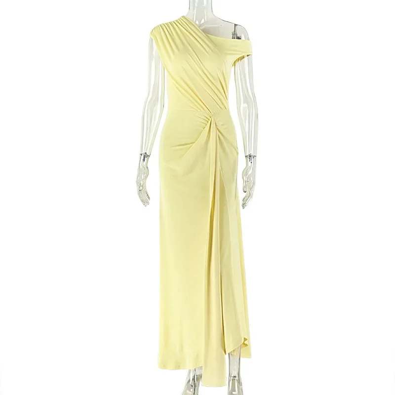 Elegant Temperament, Women's Solid Color Design, Pleated A-Line Skirt, Slanted Collar, One Shoulder Long Skirt
Elegant Temperament, Women's Solid Color Design, Pleated A-Line Skirt, Slanted Collar, One Shoulder Long Skirt