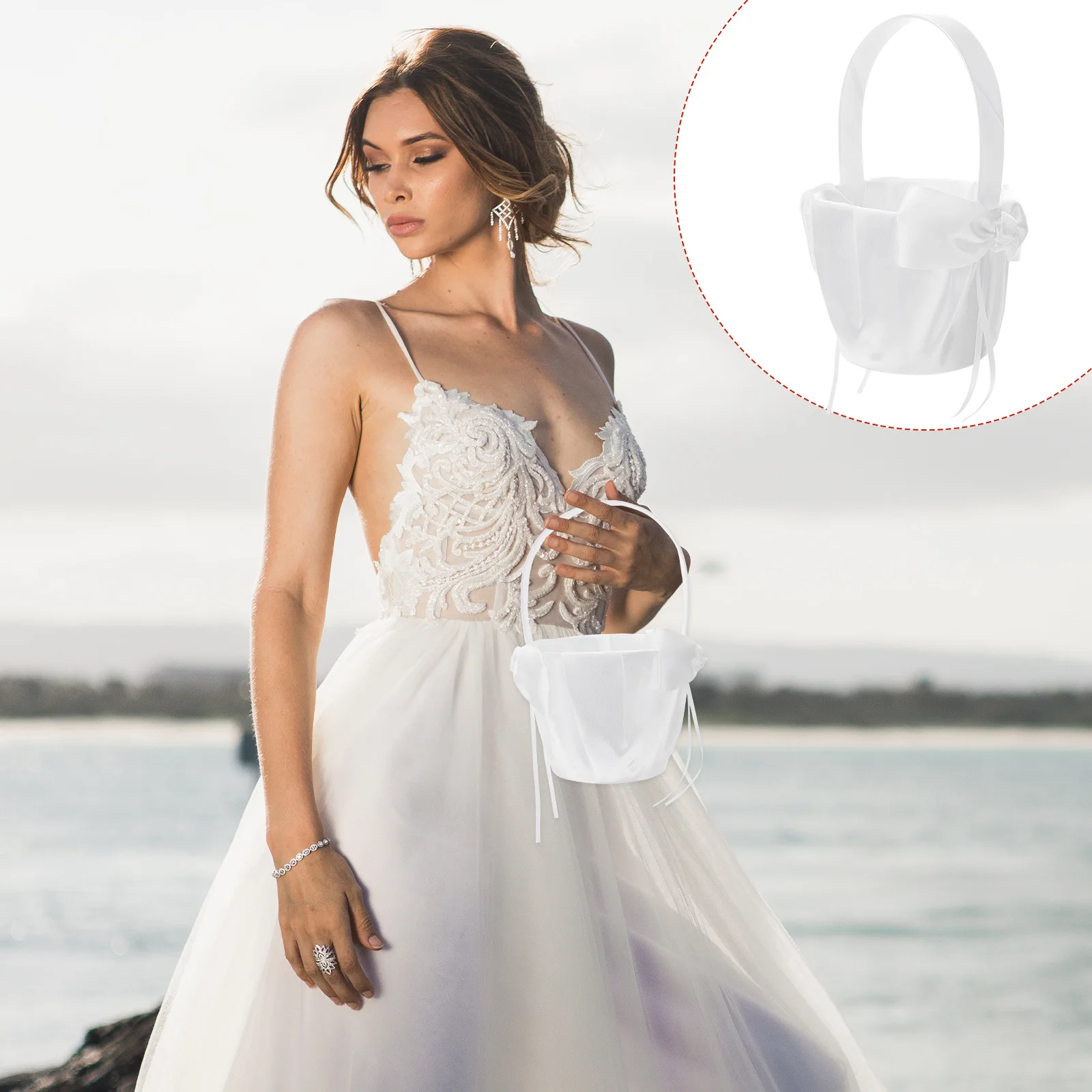 Petal Basket Premium Material Wedding Flower Girl Bridesmaid Prop Plastic Lace Storage Trendy Gift Holder Romantic Occasion
Petal Basket Premium Material Wedding Flower Girl Bridesmaid Prop Plastic Lace Storage Trendy Gift Holder Romantic Occasion