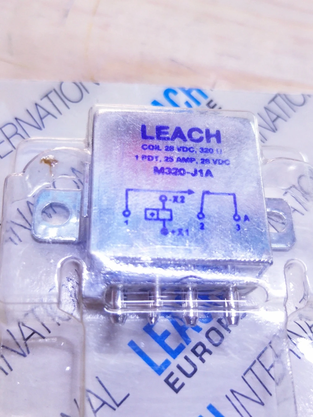 M300-J1A M215-J1A M320-J1A 1pcs/lot New&Original In Stock
M300-J1A M215-J1A M320-J1A 1pcs/lot New&Original In Stock