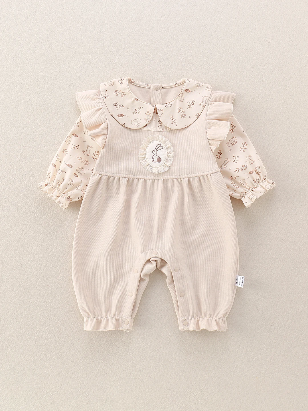 Spring New Sle Floral Print Baby Girl Rer Long Sve Doll Collar Princ Harvey Outfit Baby Girls Overalls Faionable...
Spring New Sle Floral Print Baby Girl Rer Long Sve Doll Collar Princ Harvey Outfit Baby Girls Overalls Faionable...