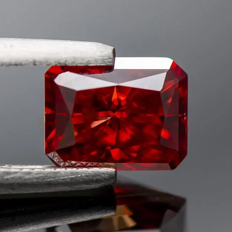 Wholesale Moissanite Diamond Garnet Color Radiant Cut Lab Synthetic Gemstone for DIY Charms Women Jewelry Making with GRA Certif
Wholesale Moissanite Diamond Garnet Color Radiant Cut Lab Synthetic Gemstone for DIY Charms Women Jewelry Making with GRA Certif