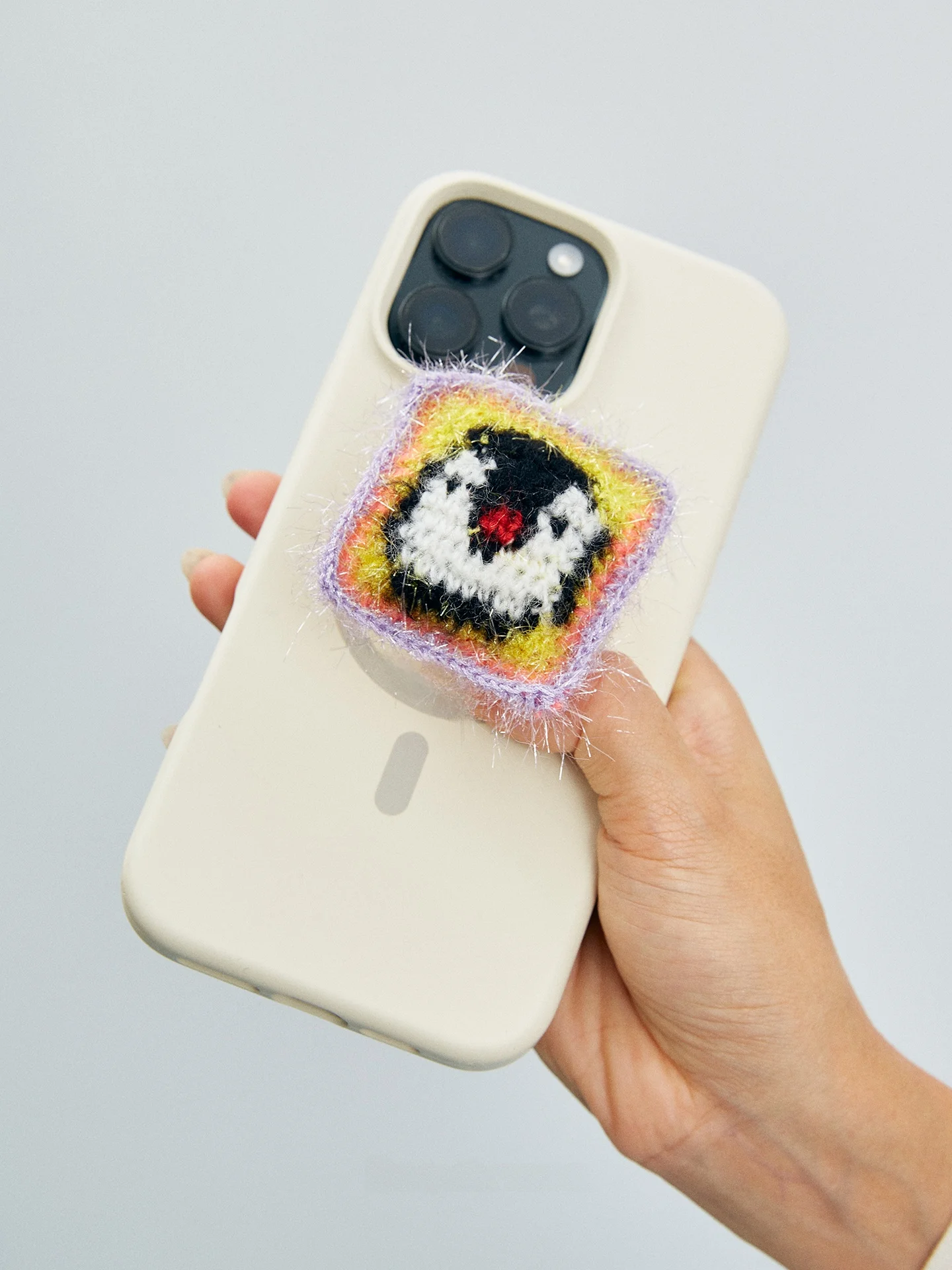Adorable Penguin Phone Stand Yellow Banana Hand Hooked 3D Sticker Style Airbag Original Design New Universal Lightweight
Adorable Penguin Phone Stand Yellow Banana Hand Hooked 3D Sticker Style Airbag Original Design New Universal Lightweight