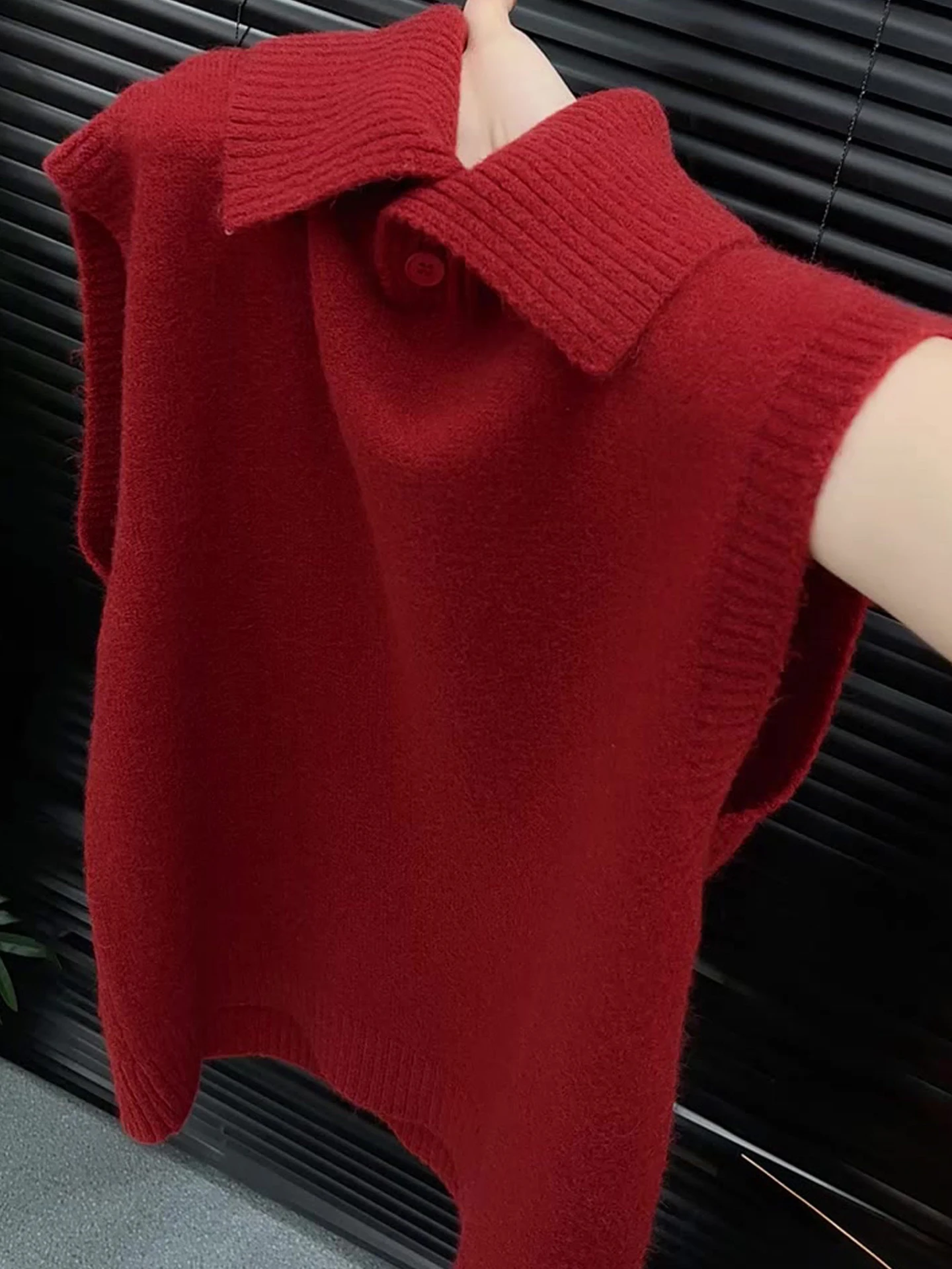 Красный вязаный жилет Sli Faionable Layering Design Ele New Year's Accory Poet Lin Brand Commute Sle Straight Cut
Красный вязаный жилет Sli Faionable Layering Design Ele New Year's Accory Poet Lin Brand Commute Sle Straight Cut