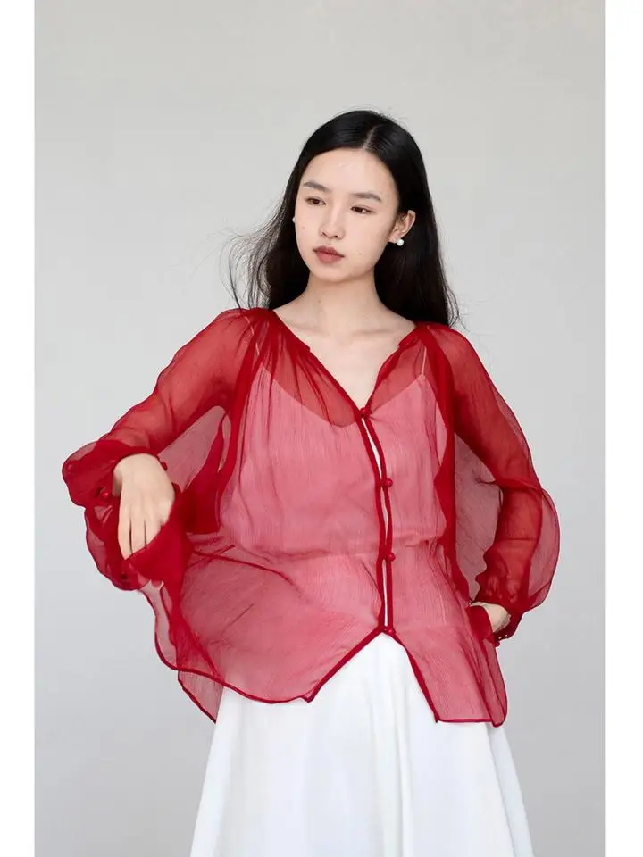 Elegant Red V-Neck Silk Shirt Summer Cover up Women's Fashion Breathable Lightweight Long Sleeve Bubble Sleeve Top
Elegant Red V-Neck Silk Shirt Summer Cover up Women's Fashion Breathable Lightweight Long Sleeve Bubble Sleeve Top