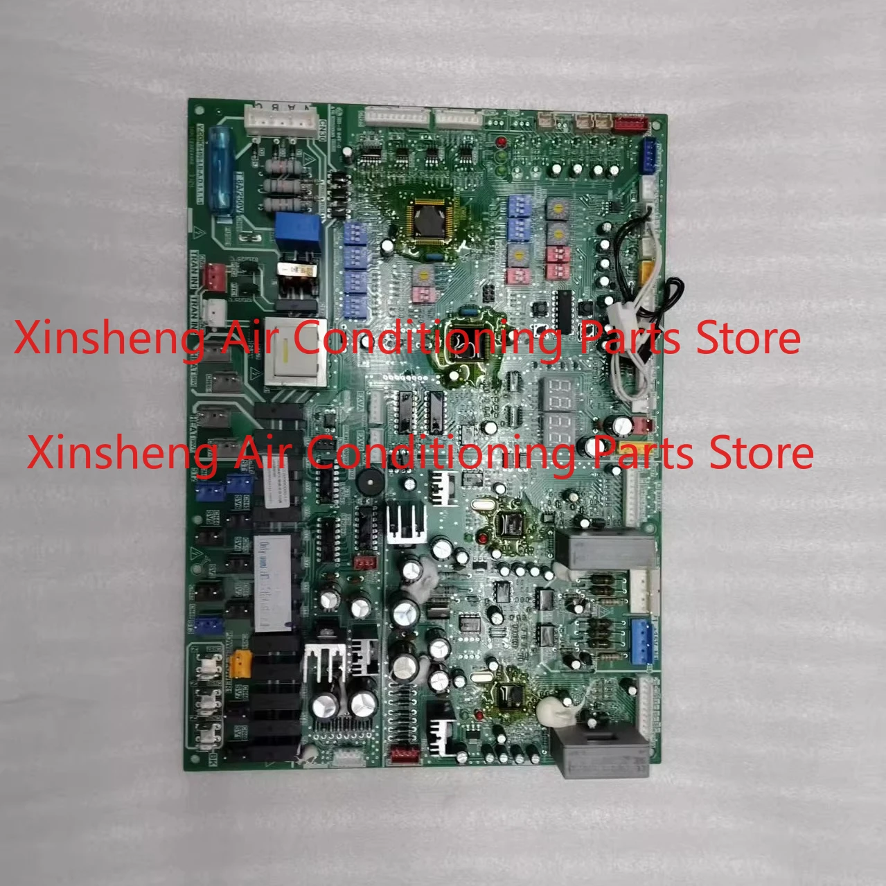 Suitable for Midea central air conditioning main board 17127000000012 17127000000021 V-COKS450
Suitable for Midea central air conditioning main board 17127000000012 17127000000021 V-COKS450