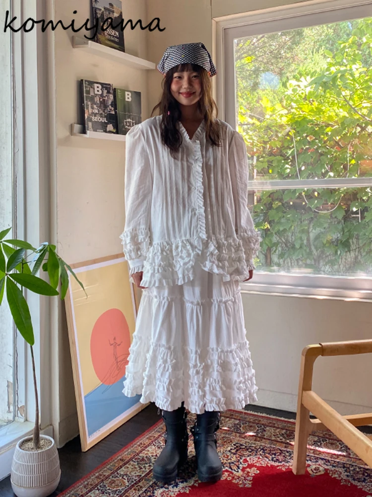 V-neck Fungus Blusas Mujer Pleated Woman Shirts & Blouses Korean Style Camisas Spring 2025 New Women Clothing Full Sleeve Ropa
V-neck Fungus Blusas Mujer Pleated Woman Shirts & Blouses Korean Style Camisas Spring 2025 New Women Clothing Full Sleeve Ropa