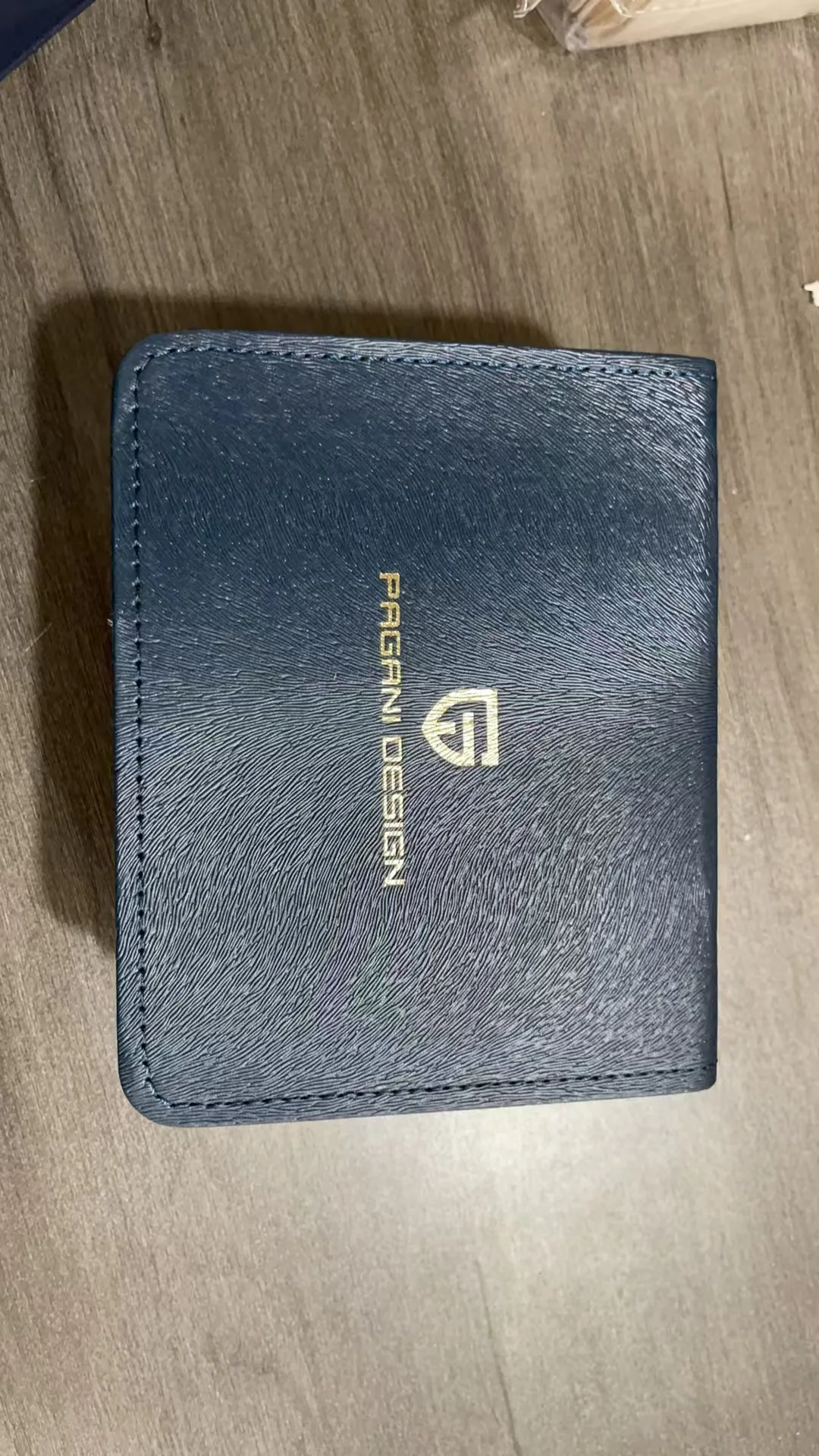 PAGANI DESIGN top brand new luxury leather watch packaging box cajas de almacenamiento
PAGANI DESIGN top brand new luxury leather watch packaging box cajas de almacenamiento