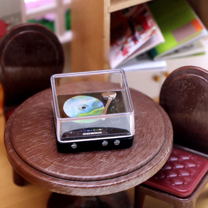 Подробная миниатюрная игрушка CD-плеер для кукольного домика 1:12, аксессуары для декора
Подробная миниатюрная игрушка CD-плеер для кукольного домика 1:12, аксессуары для декора