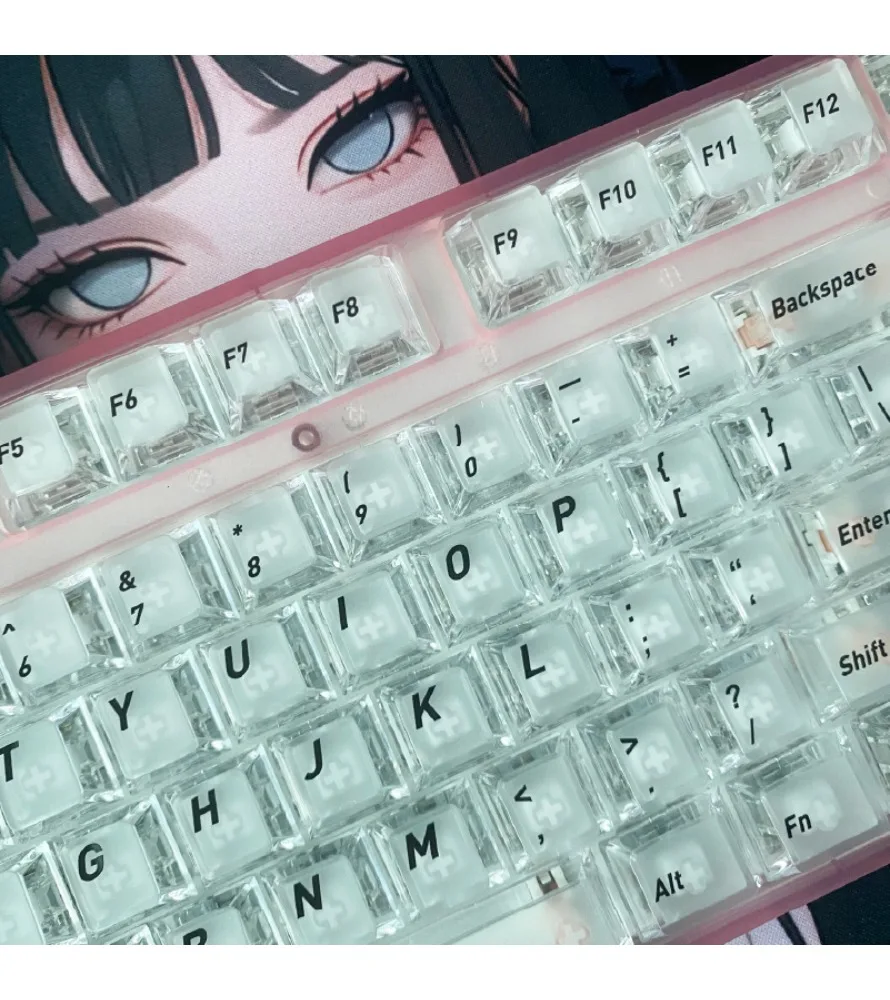Keycap is engraved four-sided transparent top surface mist-transparent keycap two-color injection molding PC material 118-key
Keycap is engraved four-sided transparent top surface mist-transparent keycap two-color injection molding PC material 118-key