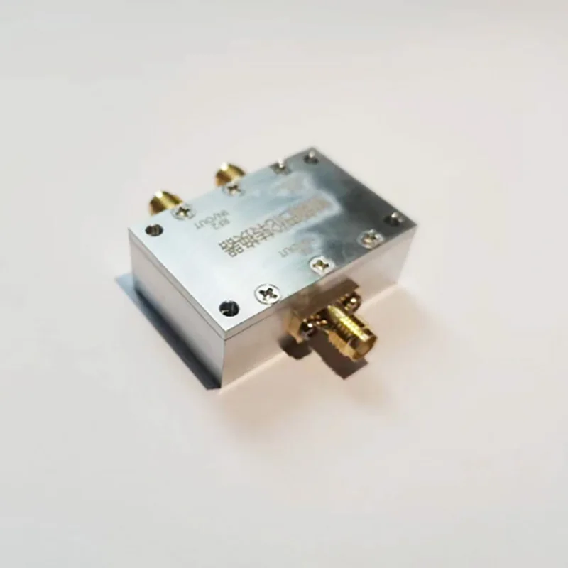 30K-125MHz low frequency balun 1:1 balun conversion single-ended differential conversion 180° phase power splitter
30K-125MHz low frequency balun 1:1 balun conversion single-ended differential conversion 180° phase power splitter