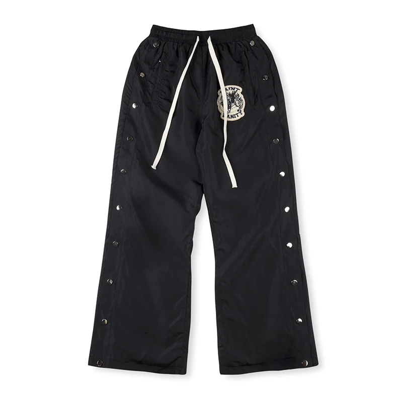 Side Button Embroidery Casual Sport Pants Mens Streetwear Black Windbreaker Casual Baggy Drawstring Trousers Oversized Cargos
Side Button Embroidery Casual Sport Pants Mens Streetwear Black Windbreaker Casual Baggy Drawstring Trousers Oversized Cargos
