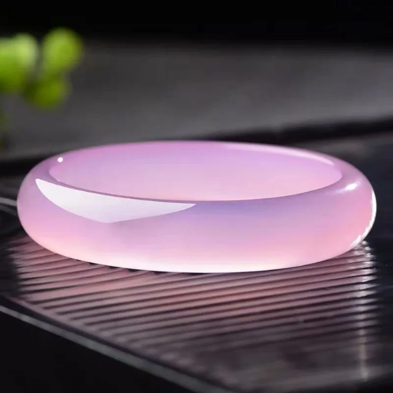 Agate chalcedony pink girl heart high ice through bracelet female powder agate chalcedony
Agate chalcedony pink girl heart high ice through bracelet female powder agate chalcedony