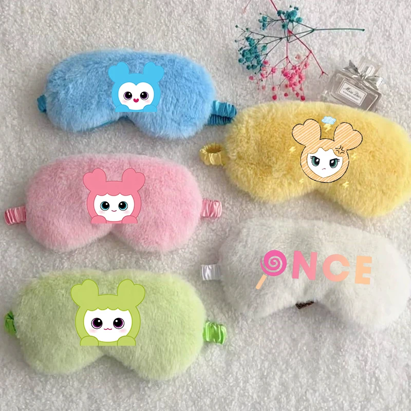 TWICE Sleeping Mask Sleeping Blindfold Soft Eye Masks kawaii Eye Cover Plush Mask Eyepatch Nap Health Eye Cover Once Fans Gift
TWICE Sleeping Mask Sleeping Blindfold Soft Eye Masks kawaii Eye Cover Plush Mask Eyepatch Nap Health Eye Cover Once Fans Gift