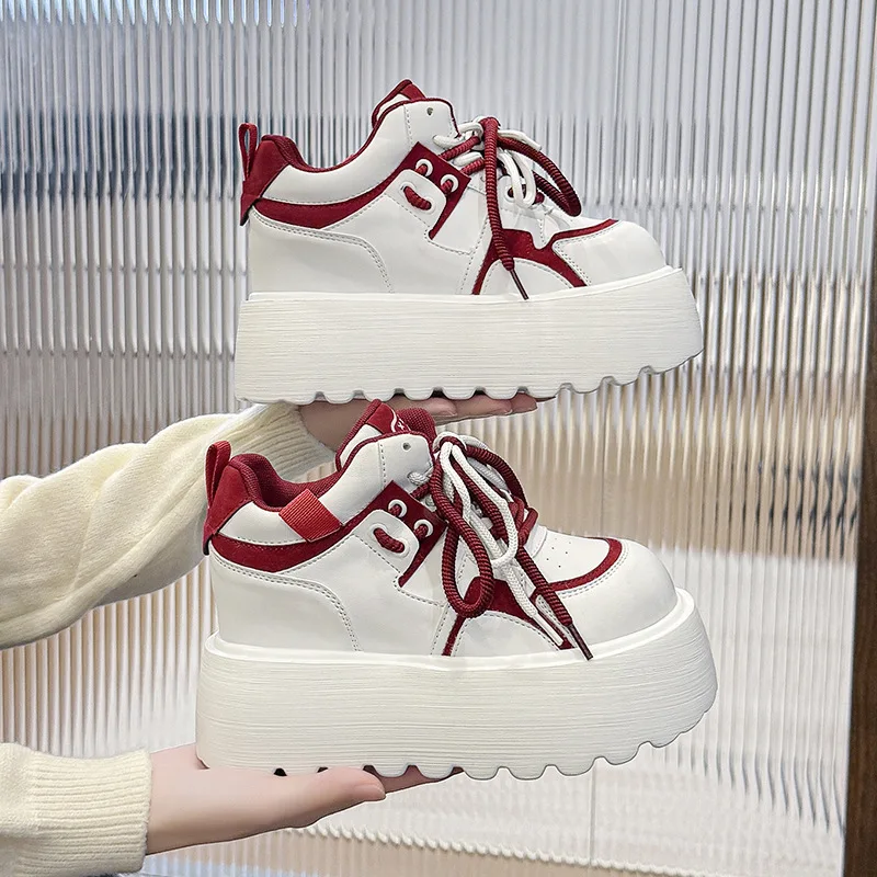 Small and Versatile Student White Shoes for Women, 2026 Spring and Autumn New Trend Thick Sole 8cm Casual Board Shoes
Small and Versatile Student White Shoes for Women, 2026 Spring and Autumn New Trend Thick Sole 8cm Casual Board Shoes