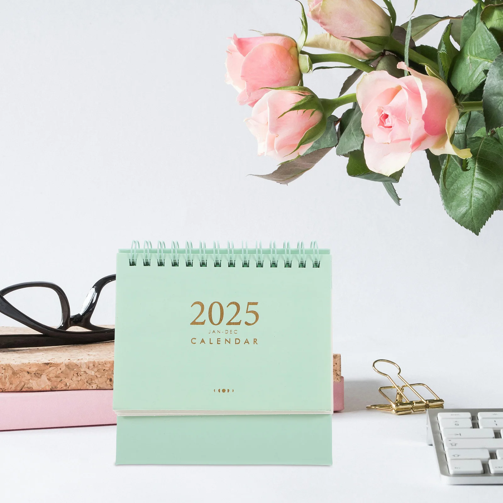 Настольный календарь, план, книга, зеленый 2024, 2025 год, флип-офисный планировщик, красочный дизайн, настольный календарь, органайзер для расписаний
Настольный календарь, план, книга, зеленый 2024, 2025 год, флип-офисный планировщик, красочный дизайн, настольный календарь, органайзер для расписаний