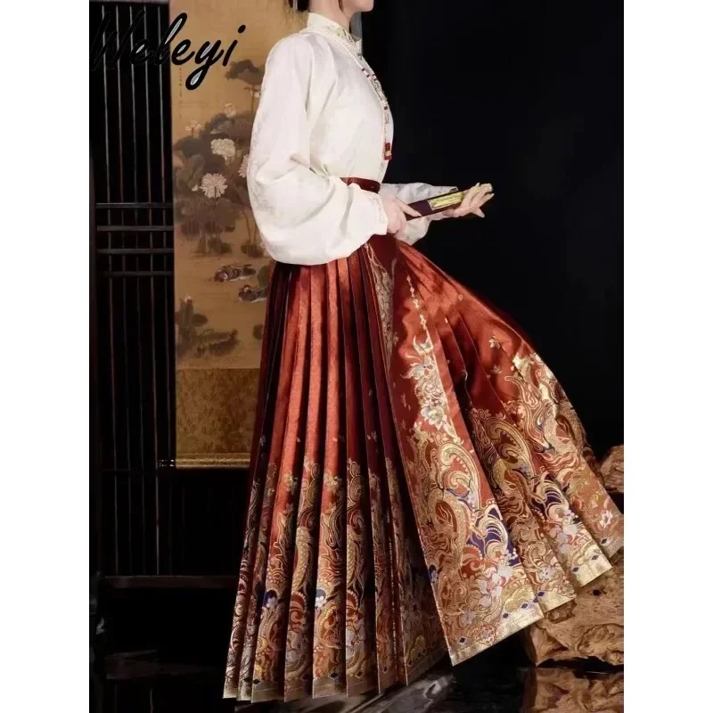 Vintage Chinese Style Midi Skirts 2024 Spring Women's Machine Embroidery Woven Gold Flower Adult Hanfu Horse Face Long Skirts
Vintage Chinese Style Midi Skirts 2024 Spring Women's Machine Embroidery Woven Gold Flower Adult Hanfu Horse Face Long Skirts