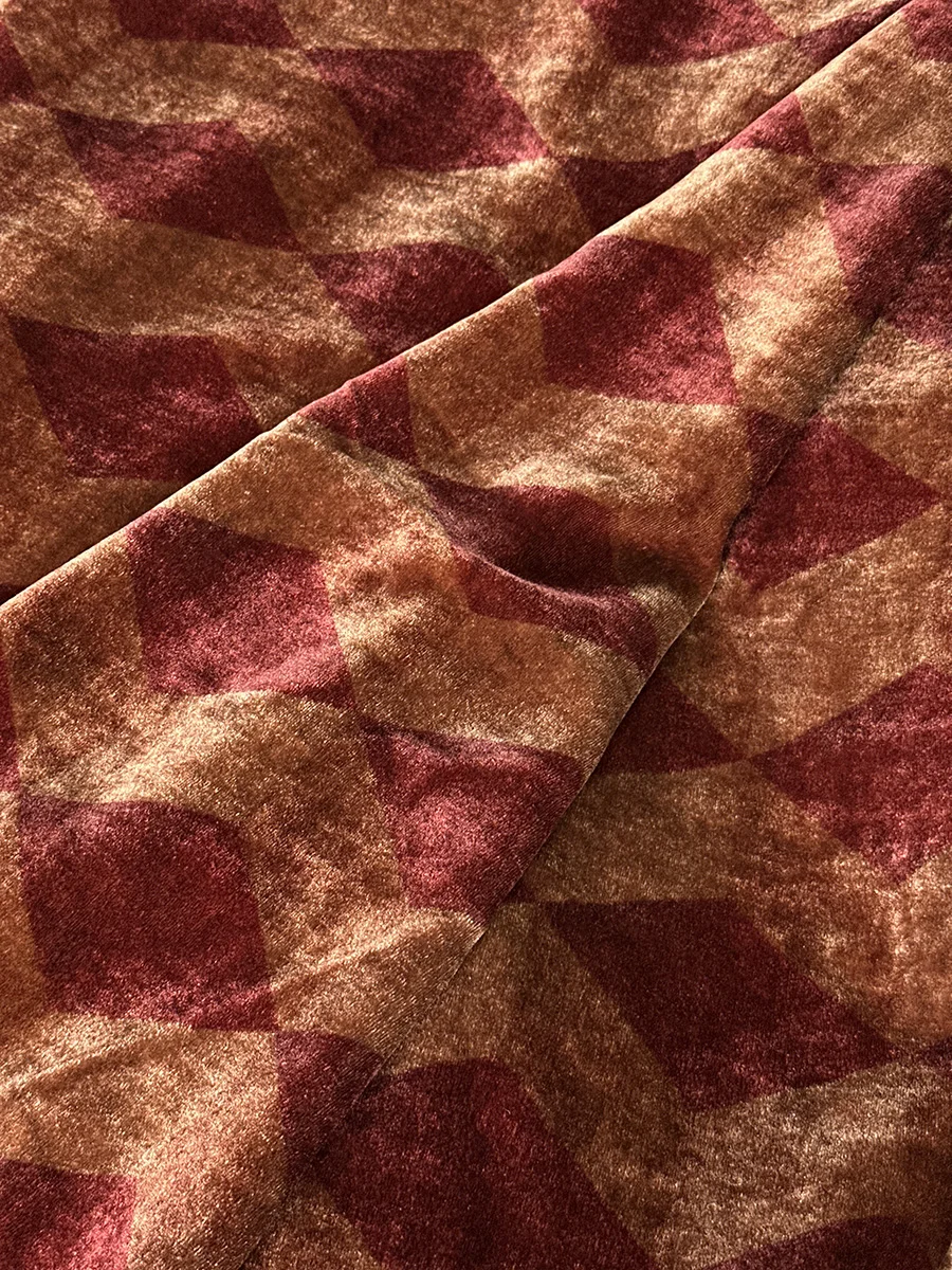 Шелковая бархатная ткань с индивидуальным рисунком, шелковый материал, китайский стиль, для домашнего декора, губчатая подложка, поделки своими руками
Шелковая бархатная ткань с индивидуальным рисунком, шелковый материал, китайский стиль, для домашнего декора, губчатая подложка, поделки своими руками