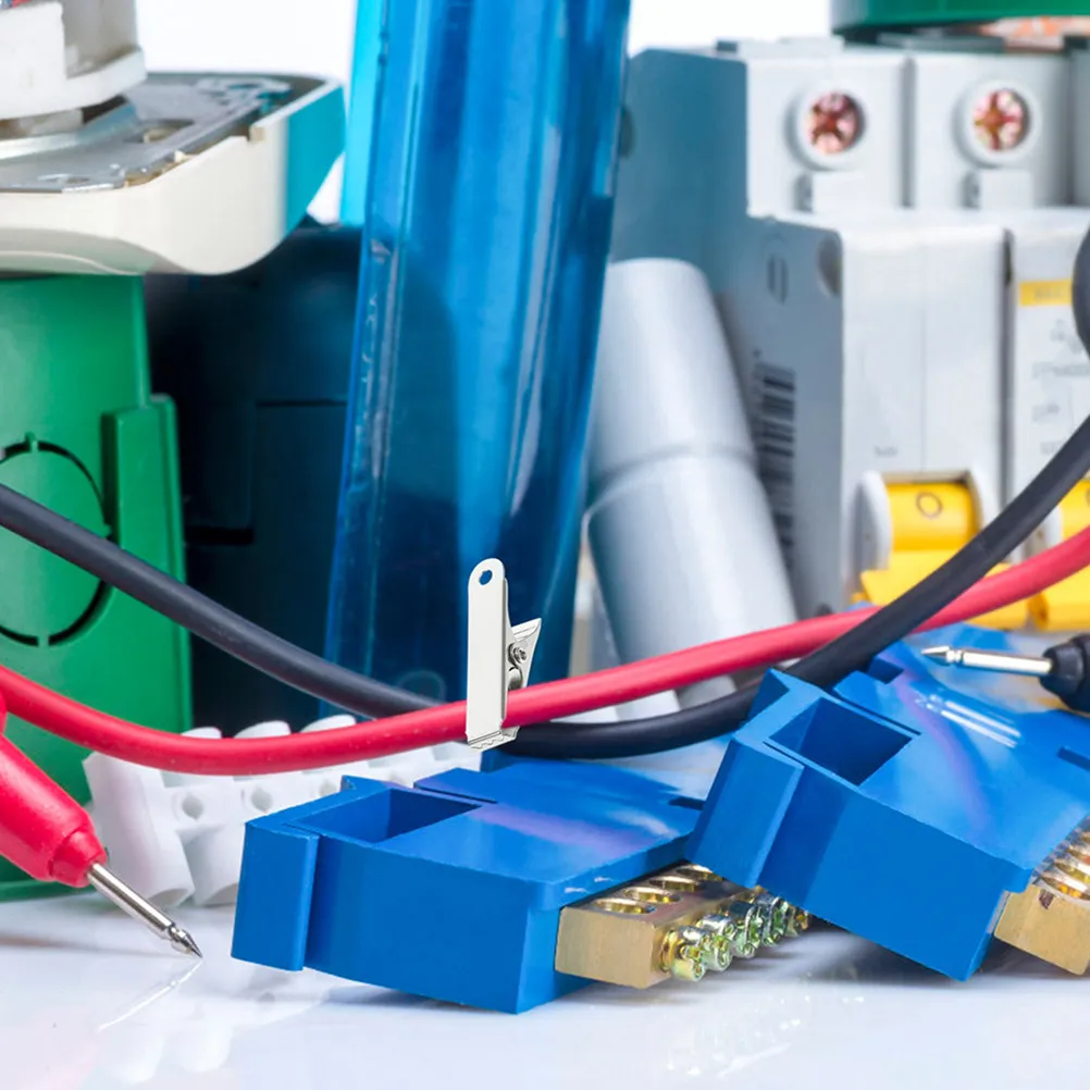 24Pcs Compact Metal Spring Clamps Alligator Style Electrical Wire Holders for Lab Testing Craft Projects Secure Grip Anti-Slip
24Pcs Compact Metal Spring Clamps Alligator Style Electrical Wire Holders for Lab Testing Craft Projects Secure Grip Anti-Slip