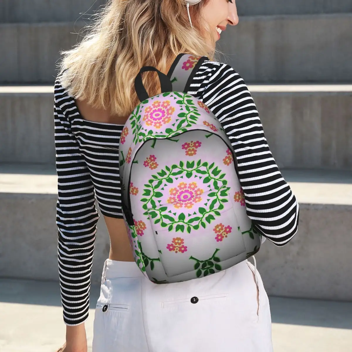 Elegant Floral Mandala Backpack Hot Sale Daypack Large Capacity Boys Girls BookBag School Bag Shoulder Bags for Men Women
Elegant Floral Mandala Backpack Hot Sale Daypack Large Capacity Boys Girls BookBag School Bag Shoulder Bags for Men Women