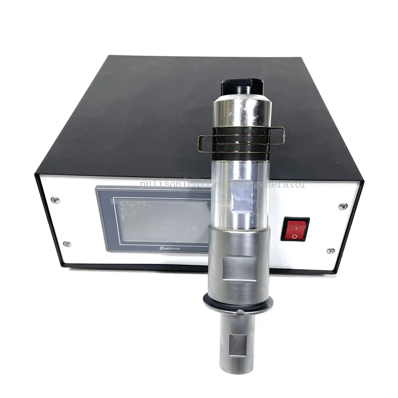 Industrial Plastic Welder Piezoelectric Converter And 2000W Ultrasonic Power Generator 220V 110V
Industrial Plastic Welder Piezoelectric Converter And 2000W Ultrasonic Power Generator 220V 110V
