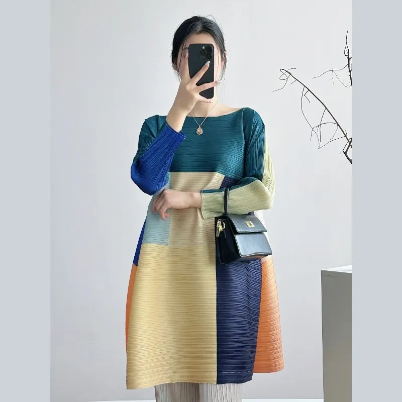 Deep Teal Yellow Colour Block Pleated Boat Neck Long-Sleeve Loose Tunic Dress Modern Artistic Casual Trendy Daily Essential 2026
Deep Teal Yellow Colour Block Pleated Boat Neck Long-Sleeve Loose Tunic Dress Modern Artistic Casual Trendy Daily Essential 2026