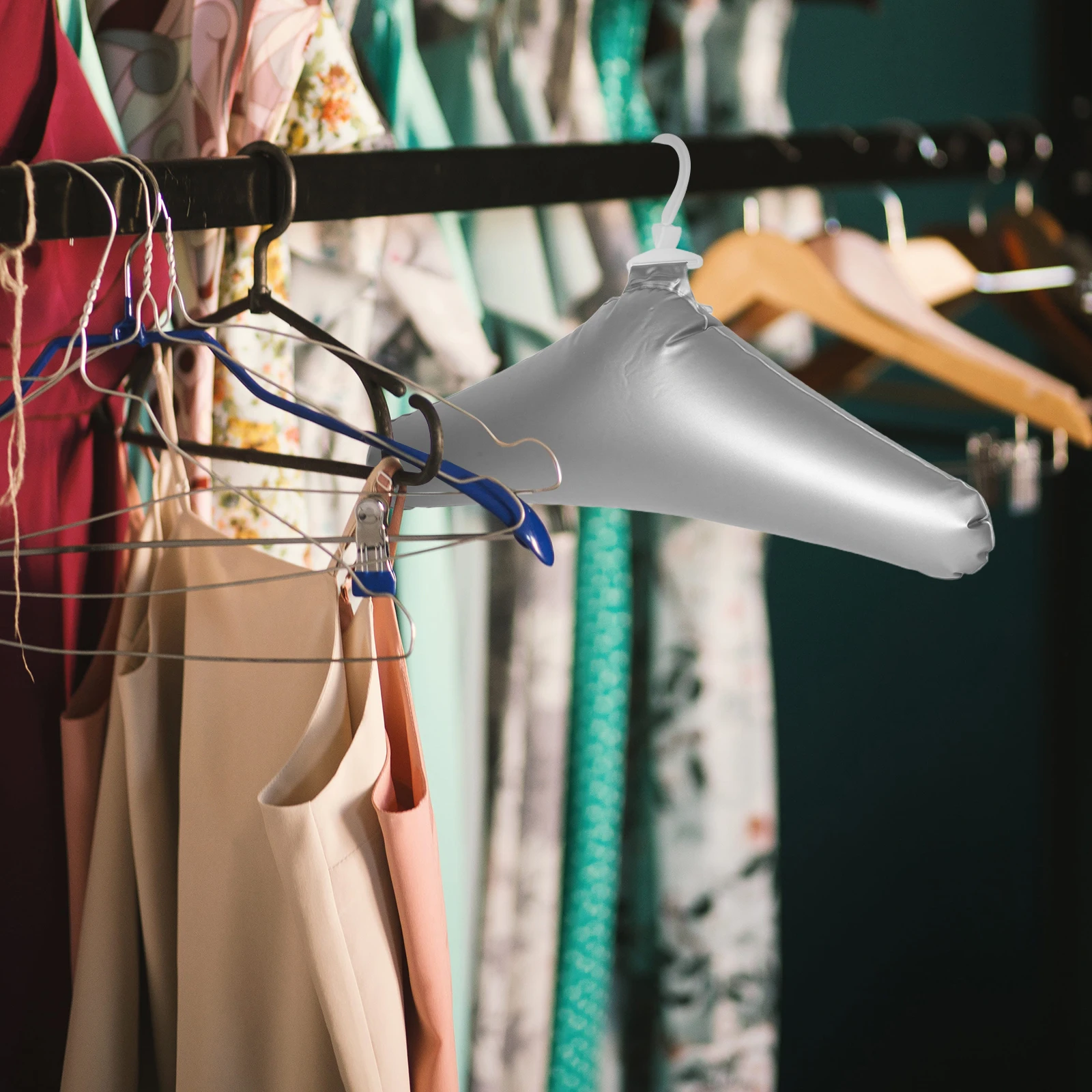3pcs Inflatable Hangers Lightweight Saving for Clothes Trousers Drying Plastic Travel Organizer
3pcs Inflatable Hangers Lightweight Saving for Clothes Trousers Drying Plastic Travel Organizer