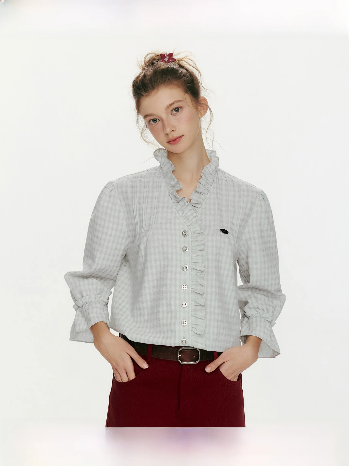 Loose WhyBerry Women's Shirt with Wood Grain Ruffle V-neck Bubble Sleeve Checkered Bell Bottoms Vintage Style Cotton Blend
Loose WhyBerry Women's Shirt with Wood Grain Ruffle V-neck Bubble Sleeve Checkered Bell Bottoms Vintage Style Cotton Blend