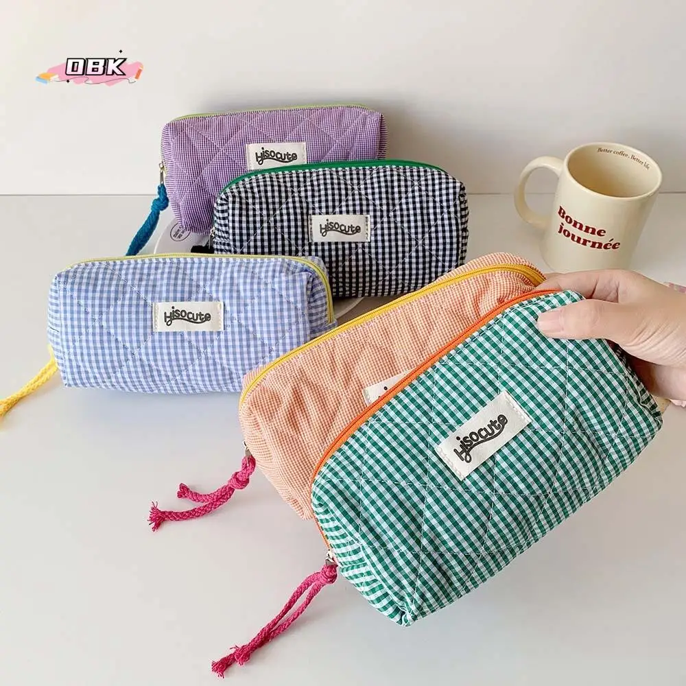 Grid Pattern Stationery Bag Black/Green/Blue/Purple Desktop Storage Korean Style Pencil Case Aesthetic Large Capacity
Grid Pattern Stationery Bag Black/Green/Blue/Purple Desktop Storage Korean Style Pencil Case Aesthetic Large Capacity
