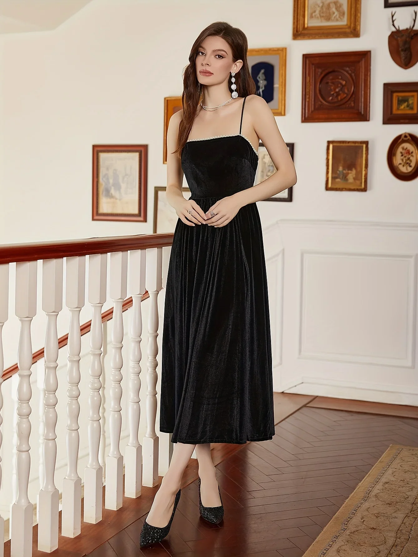 Women's Evening Dress Spaghetti Straps Black Sleeveless Pleated Long Dress Elegant Prom Party Maxi Dress Clothes Sequin Cowns
Women's Evening Dress Spaghetti Straps Black Sleeveless Pleated Long Dress Elegant Prom Party Maxi Dress Clothes Sequin Cowns