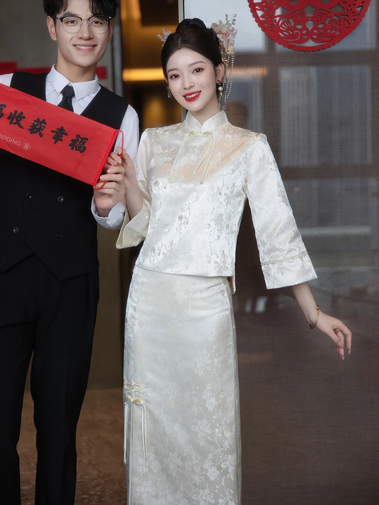 Champagne Satin Chinese Sle Wedding Dr Set Host Evening Gown Ele Floor Length Sve Bell Bot
Champagne Satin Chinese Sle Wedding Dr Set Host Evening Gown Ele Floor Length Sve Bell Bot