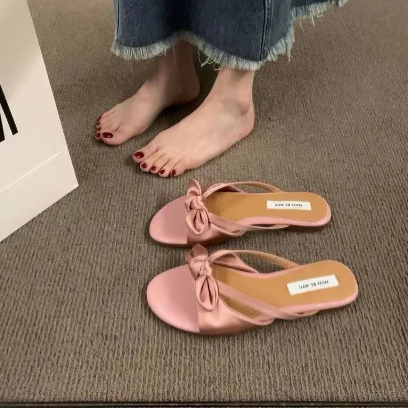 2025 Summer New Women's Slippers Round Toe Butterfly-knot Sandals Outdoor Casual Dressy Flat Heel Fashion Slippers Zapatos Mujer
2025 Summer New Women's Slippers Round Toe Butterfly-knot Sandals Outdoor Casual Dressy Flat Heel Fashion Slippers Zapatos Mujer