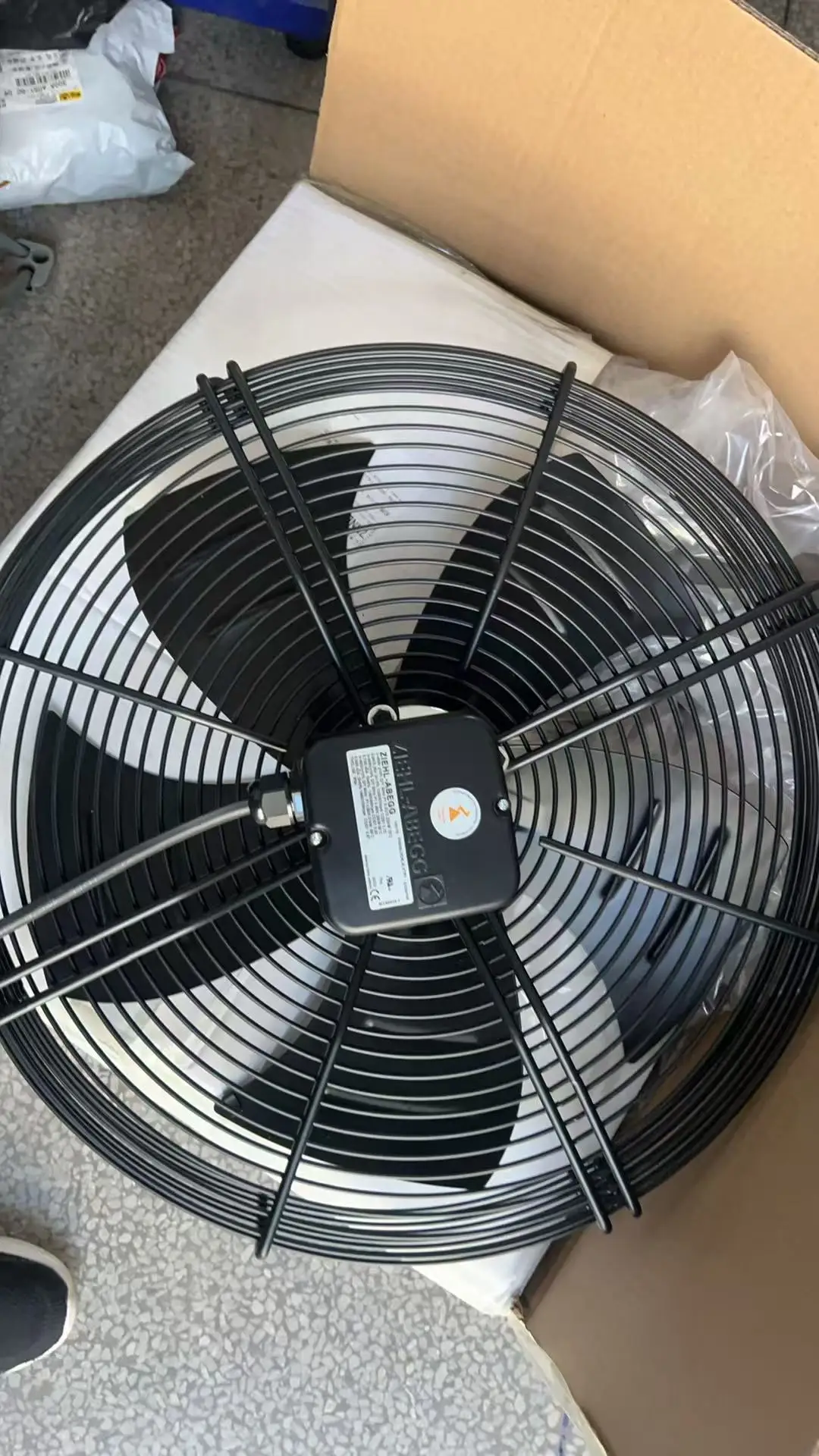 Новый вентилятор ZIEHL FN040-VDK.0F.V7P1, FN045-VDK.2F.V7P2, FN045-VDK.4F
Новый вентилятор ZIEHL FN040-VDK.0F.V7P1, FN045-VDK.2F.V7P2, FN045-VDK.4F