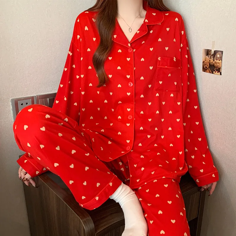 Spring & Autumn New Arrival Heart Print Pajama Set for Women Long Sleeve Top & Long Pants Red Festive Lightweight Homewear Set
Spring & Autumn New Arrival Heart Print Pajama Set for Women Long Sleeve Top & Long Pants Red Festive Lightweight Homewear Set