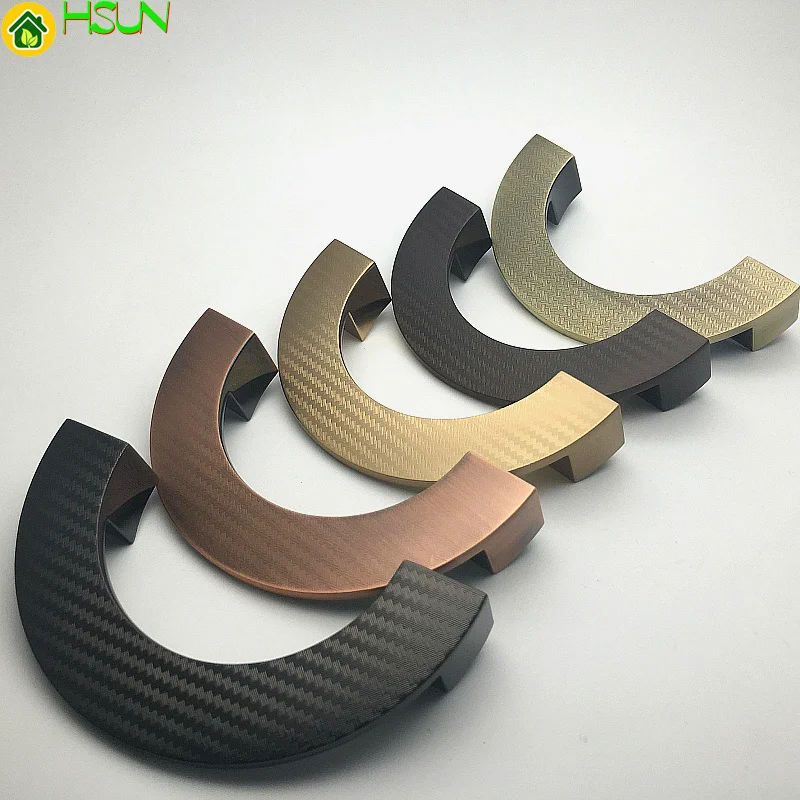Black green red bronze modern simple hole spacing 96mm American wardrobe door semi-circular handle drawer shoe cabinet handle
Black green red bronze modern simple hole spacing 96mm American wardrobe door semi-circular handle drawer shoe cabinet handle