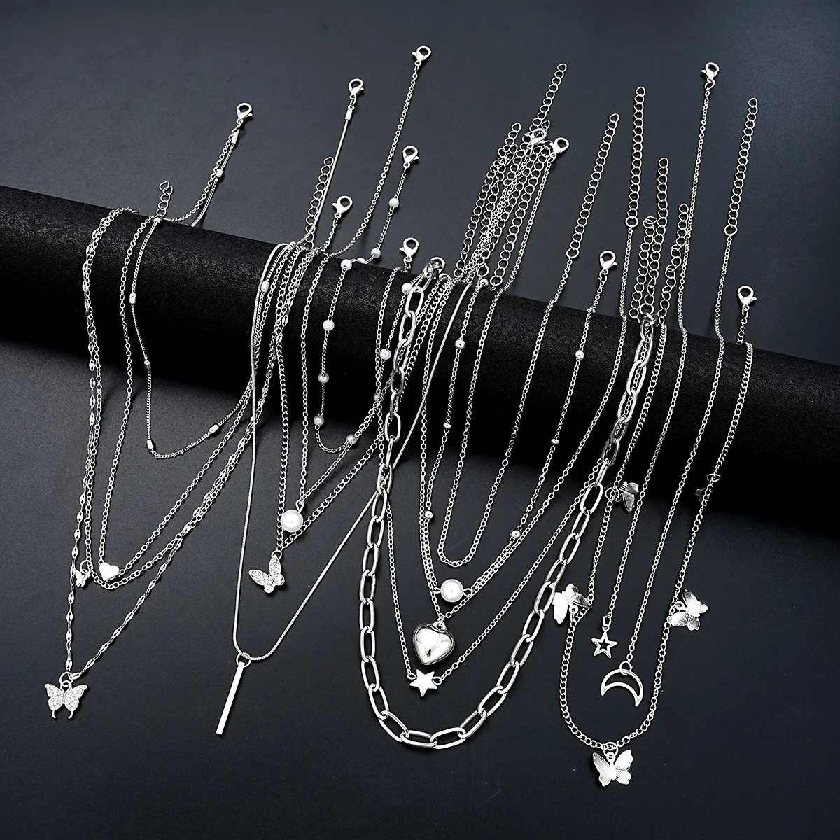 13Pcs/Set Simple Temperament Necklace Set Butterfly Pearl Heart Star Zircon Silver Color Necklace for Women Fashion Jewelry Gift
13Pcs/Set Simple Temperament Necklace Set Butterfly Pearl Heart Star Zircon Silver Color Necklace for Women Fashion Jewelry Gift