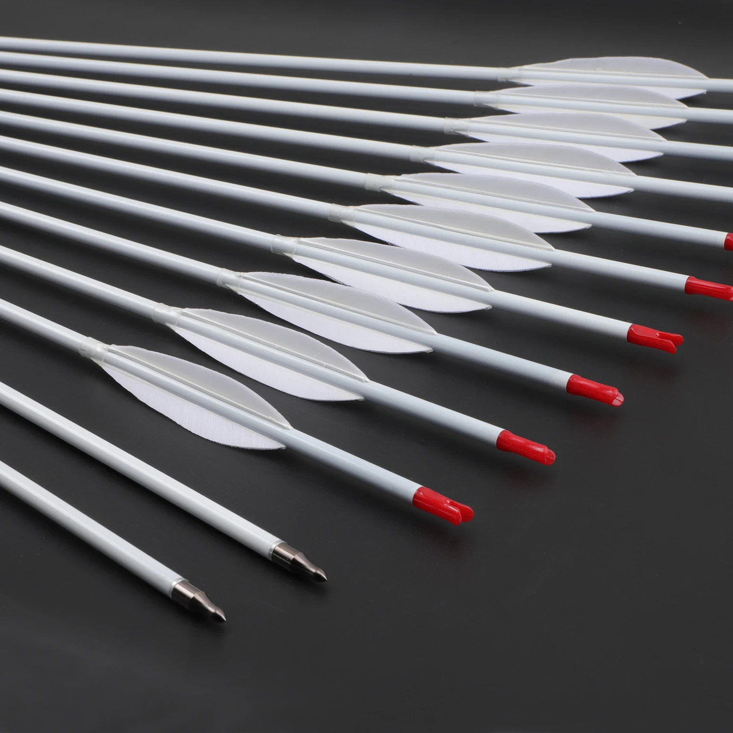 Стрелы из чистого карбона, белые, 33 дюйма, ID 6.2 мм, спайн 500, 600, 700, 800, с натуральным оперением из перьев индейки, полный комплект для стрельбы из лука, охоты и активного отдыха на природе.
Стрелы из чистого карбона, белые, 33 дюйма, ID 6.2 мм, спайн 500, 600, 700, 800, с натуральным оперением из перьев индейки, полный комплект для стрельбы из лука, охоты и активного отдыха на природе.