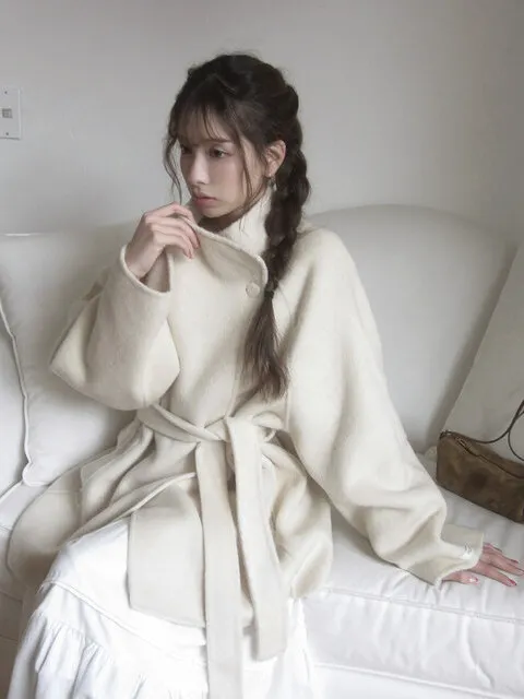 Faionable Winter Woolen Coat Women's Unique Design Stand Collar Belted Outerwear Ele Chic Chinese Brandl Product
Faionable Winter Woolen Coat Women's Unique Design Stand Collar Belted Outerwear Ele Chic Chinese Brandl Product