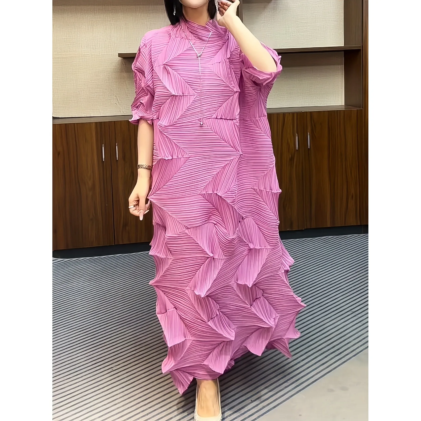 Pleated Long Dress Women's Casual Elegant Folded Skirt City Walk Seven Sleeve Length Other Material 100% Spring Season
Pleated Long Dress Women's Casual Elegant Folded Skirt City Walk Seven Sleeve Length Other Material 100% Spring Season